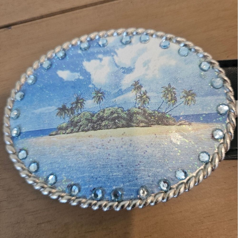 Black Belt with Tropical Island Scene Beach Buckle Palm Trees Women Size 5